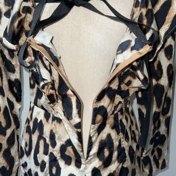 H&M Leopard Print Ruffle Long Sleeve Mini Dress With Bow Back Detail Size Medium - Picture 9 of 13